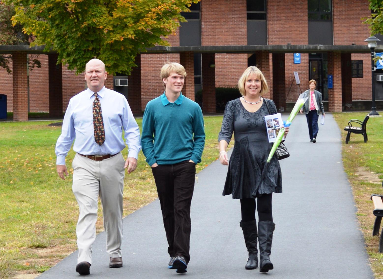 Landmark College student and family walking through the Quad